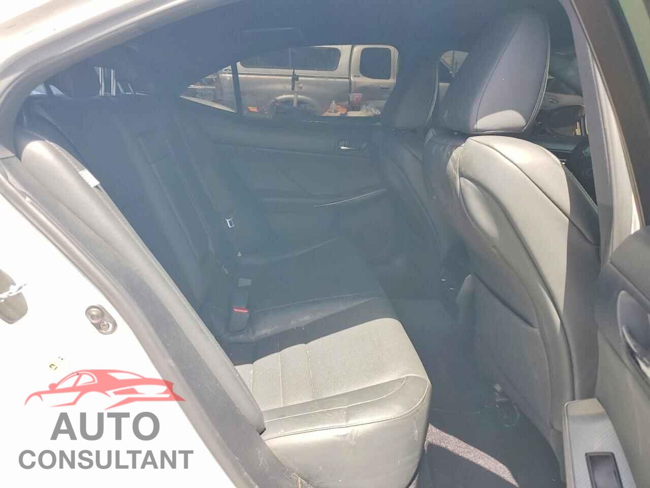 LEXUS IS 2014 - JTHBE1D21E5005986