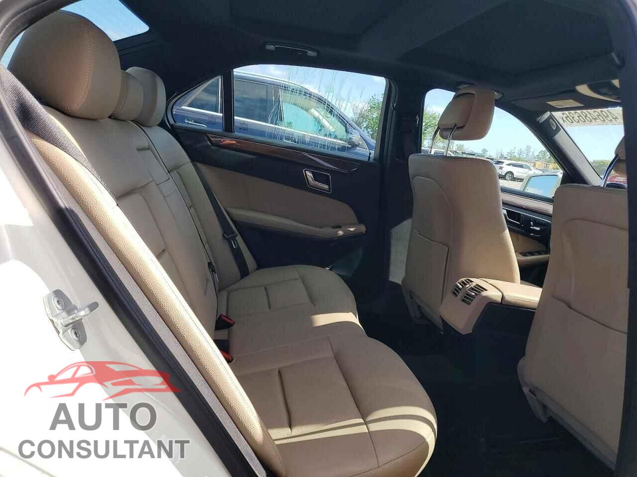 MERCEDES-BENZ E-CLASS 2012 - WDDHF8JB5CA615244