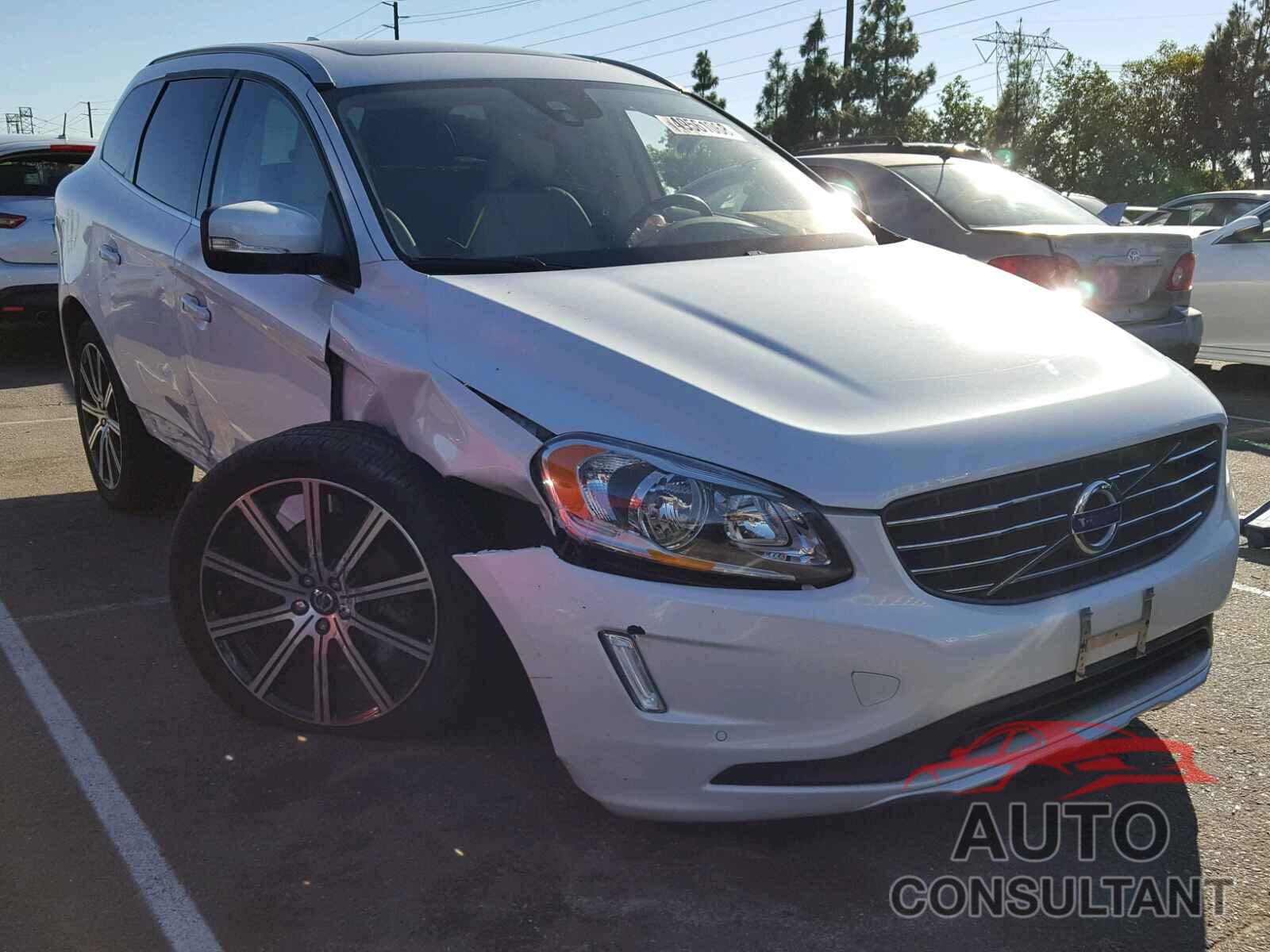 VOLVO XC60 2015 - YV4902RK7F2750643