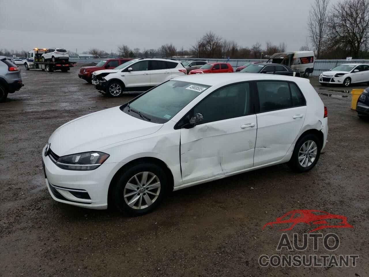 VOLKSWAGEN GOLF 2018 - 3VWG17AU8JM275309