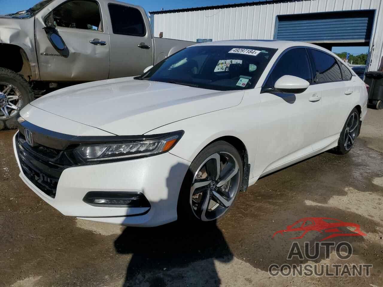 HONDA ACCORD 2018 - 1HGCV2F33JA018842