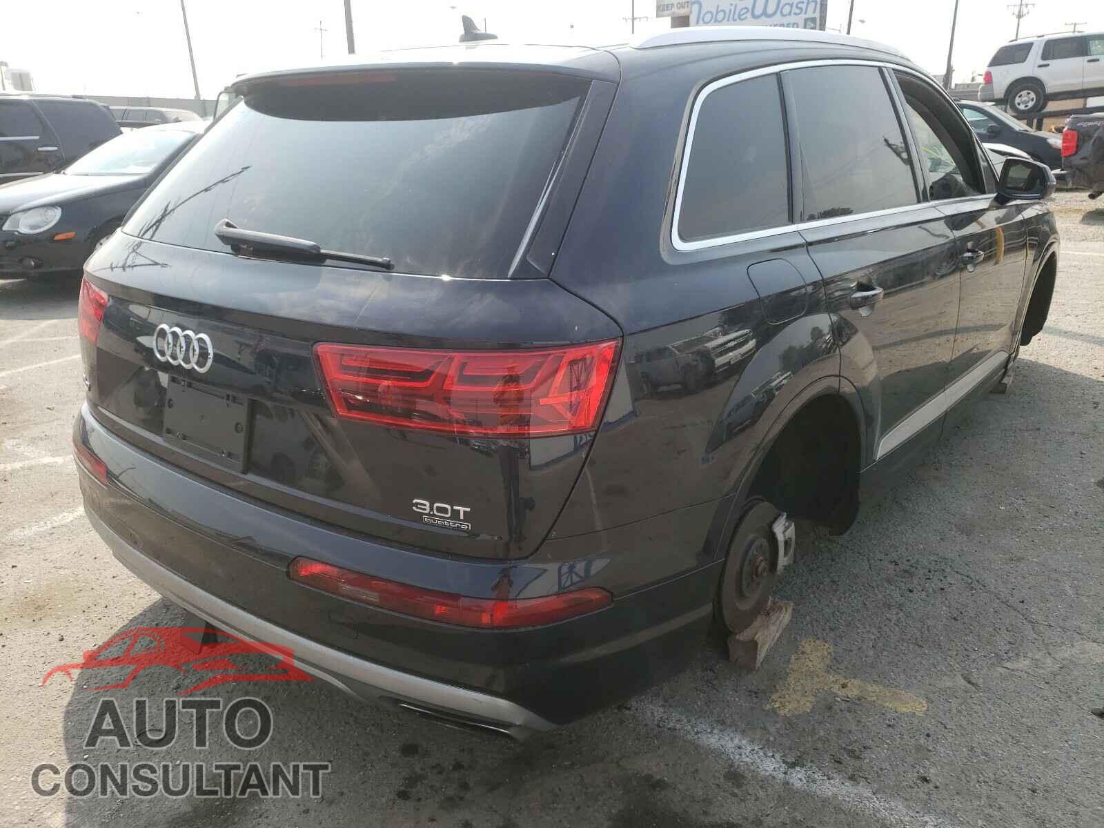 AUDI Q7 2017 - WA1LABF77HD010355