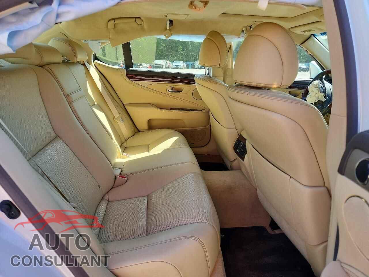 LEXUS LS460 2015 - JTHBL5EF3F5137342