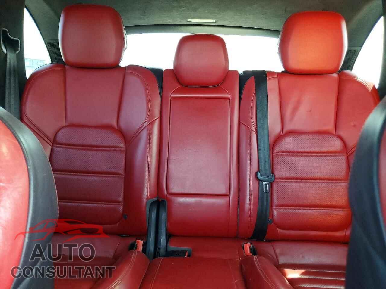 PORSCHE CAYENNE 2014 - WP1AD2A29ELA78012