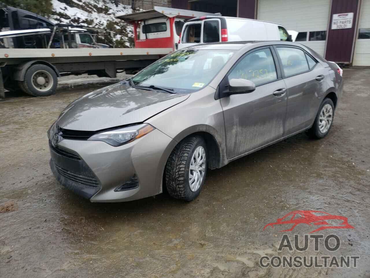 TOYOTA COROLLA 2018 - 5YFBURHE0JP792403