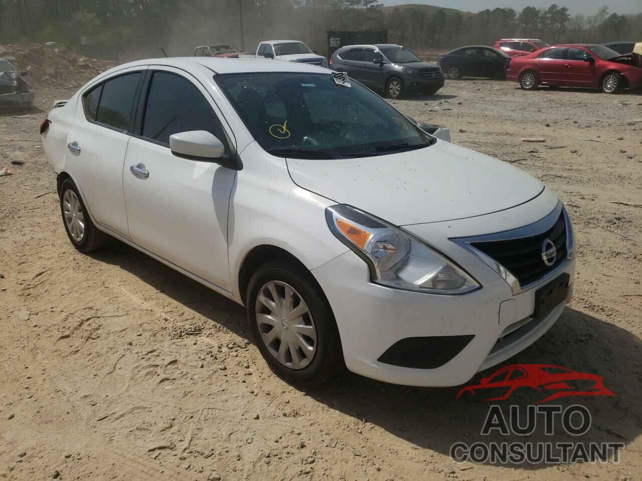 NISSAN VERSA 2017 - 3N1CN7AP8HL849037