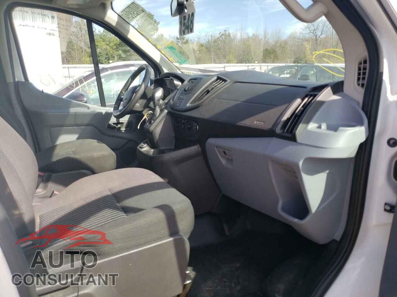 FORD TRANSIT CO 2018 - 1FTYR1ZM0JKB47963