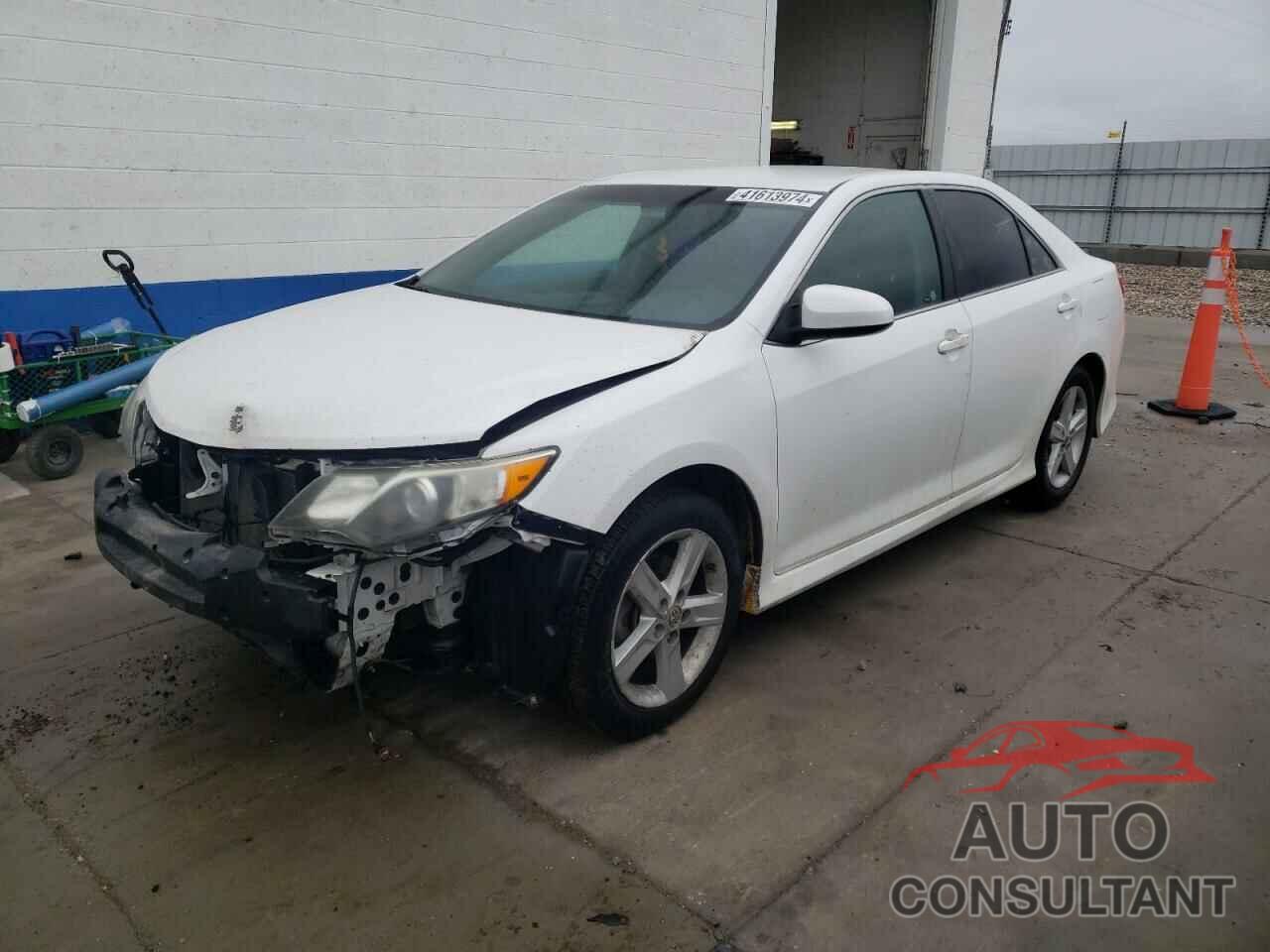 TOYOTA CAMRY 2014 - 4T1BF1FK5EU348488