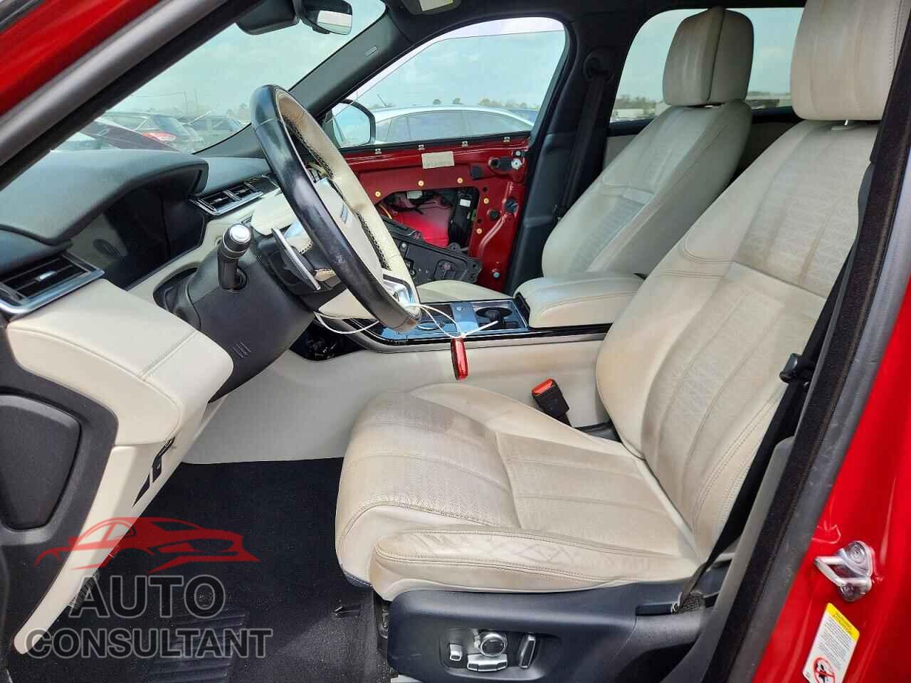 LAND ROVER RANGE ROVER VELAR 2019 - SALYM2EV2KA788521