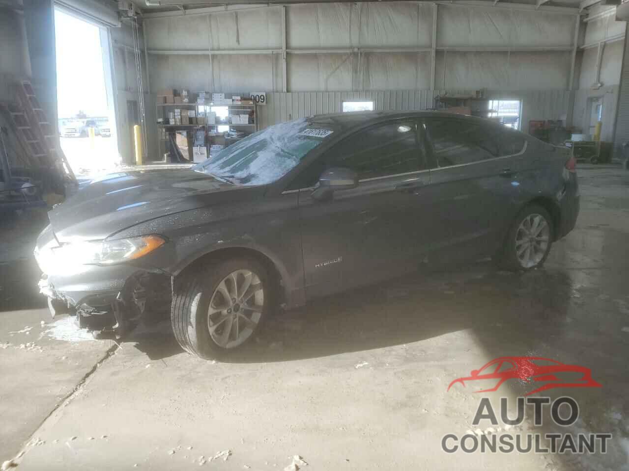 FORD FUSION 2019 - 3FA6P0LU2KR119567