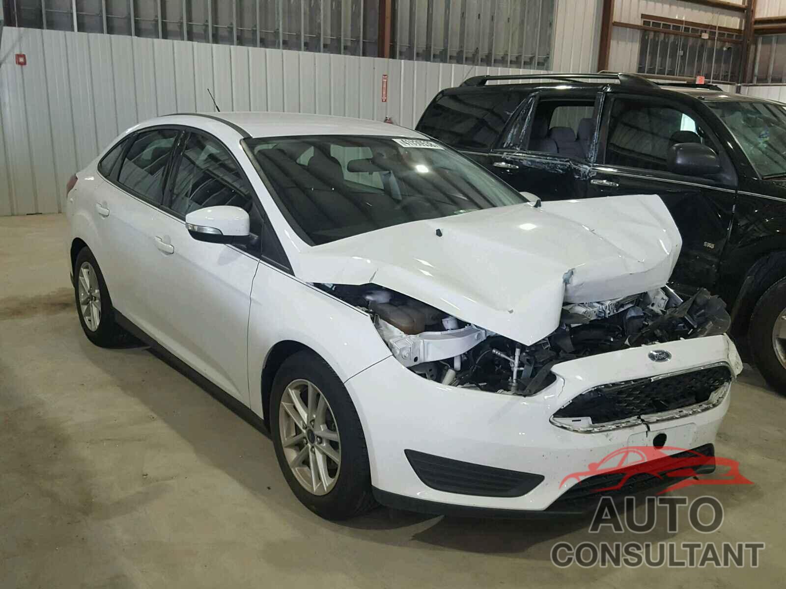 FORD FOCUS 2015 - 1FADP3F23FL252958