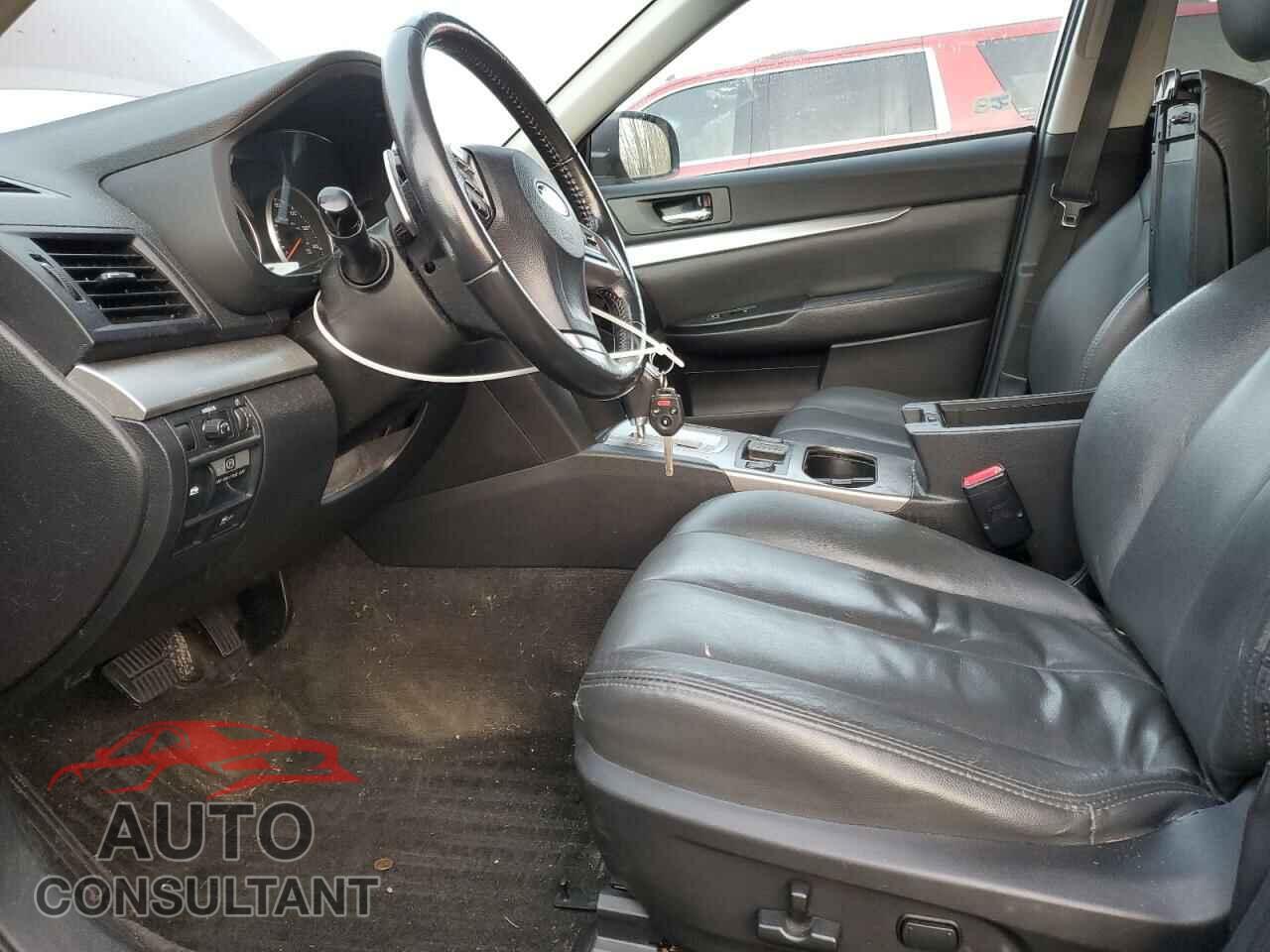 SUBARU OUTBACK 2013 - 4S4BRBCC7D3308699
