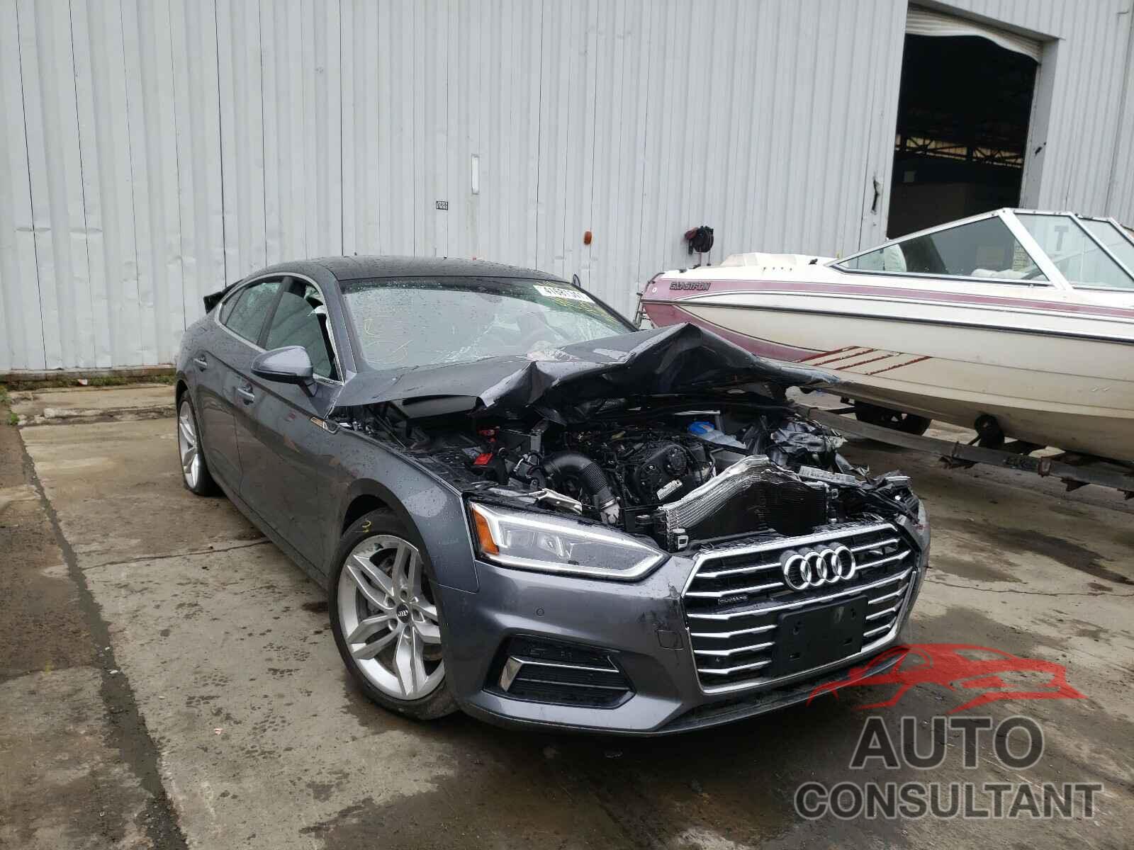 AUDI A5 2019 - WAUBNCF51KA008181