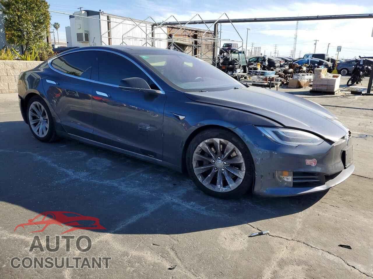 TESLA MODEL S 2017 - 5YJSA1E23HF229212
