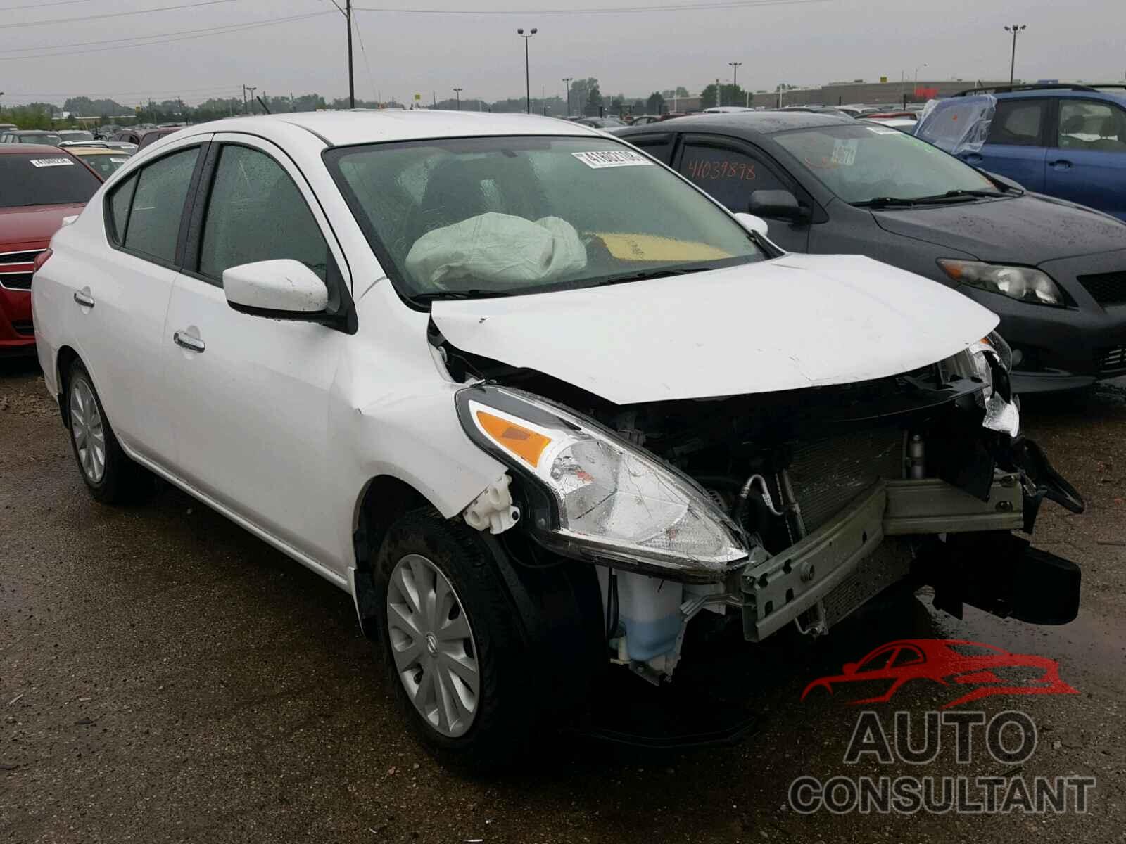 NISSAN VERSA 2015 - 3N1CN7AP7FL918880