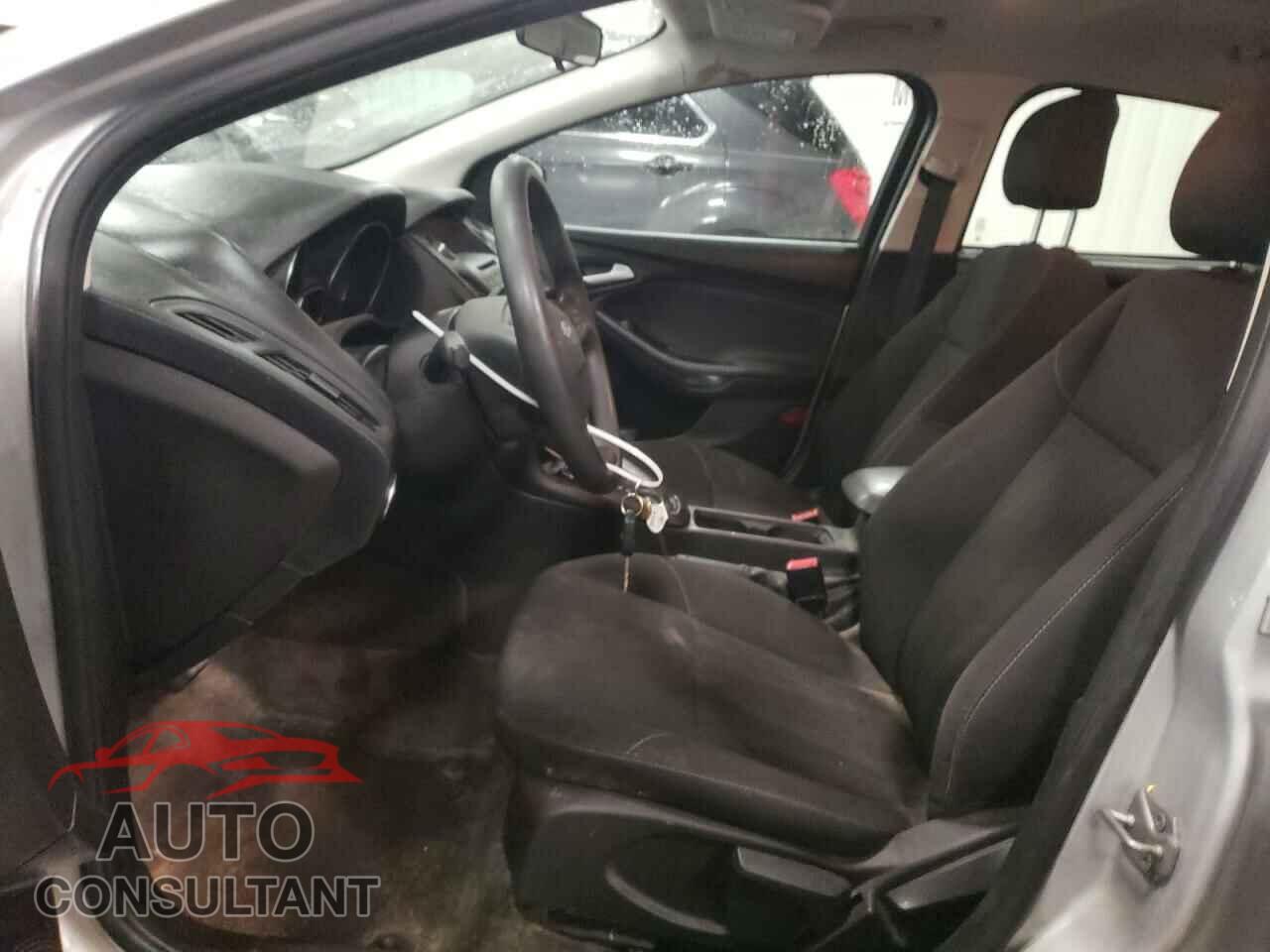 FORD FOCUS 2016 - 1FADP3F2XGL373472