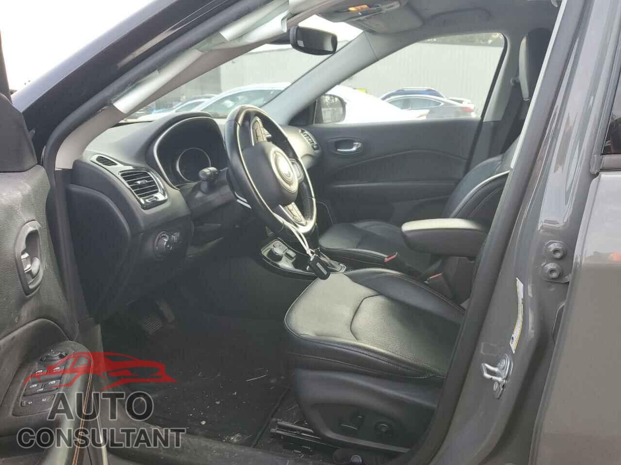 JEEP COMPASS 2020 - 3C4NJDCB9LT235527