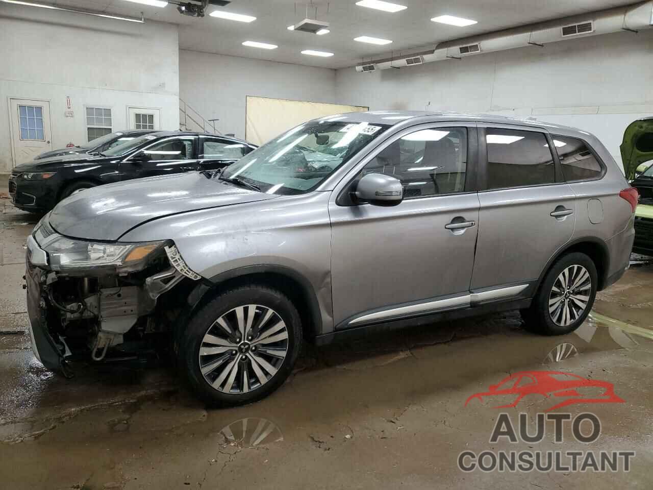 MITSUBISHI OUTLANDER 2019 - JA4AD3A33KZ050211