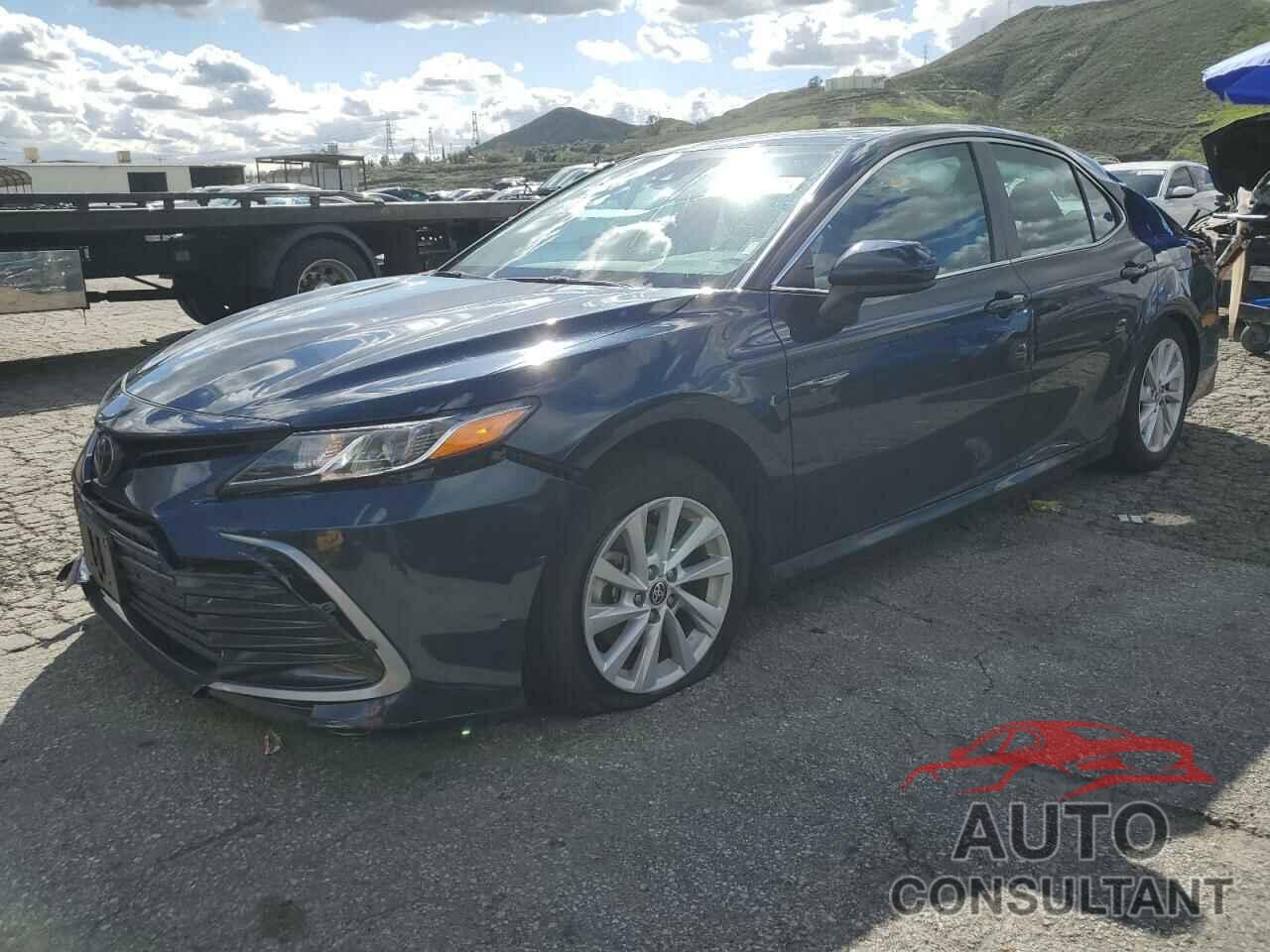TOYOTA CAMRY 2021 - 4T1C11AK3MU543949