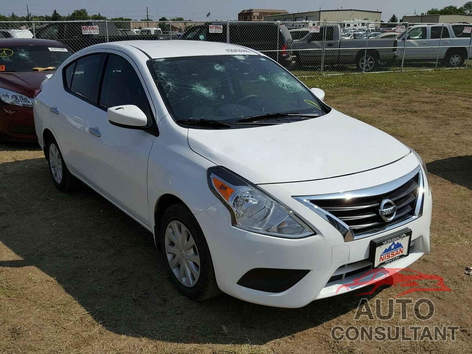 NISSAN VERSA 2017 - 3N1CN7AP8HK468276