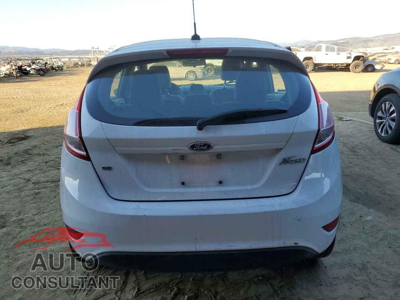 FORD FIESTA 2017 - 3FADP4EJ8HM115546
