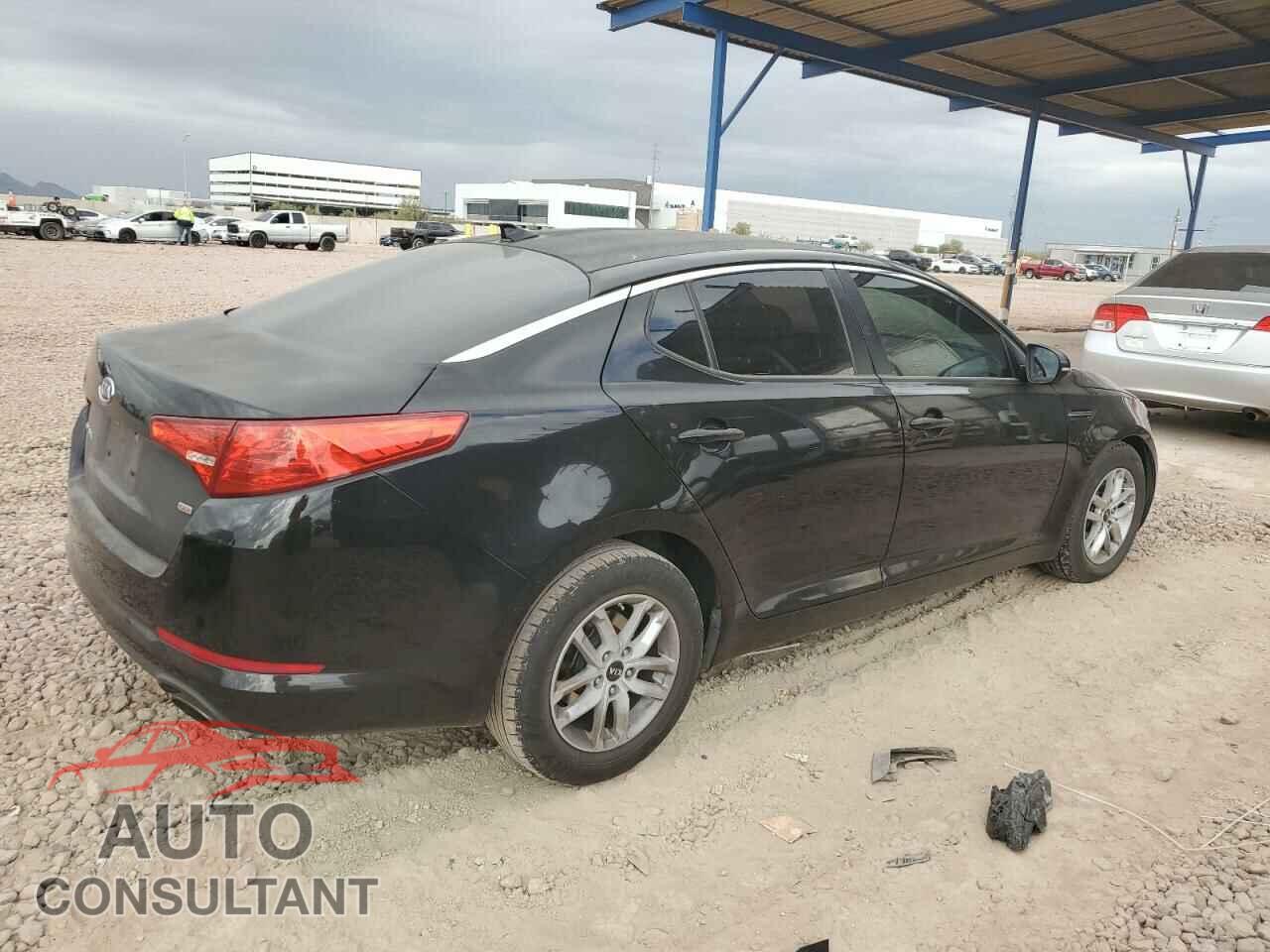 KIA OPTIMA 2011 - KNAGM4A72B5112176