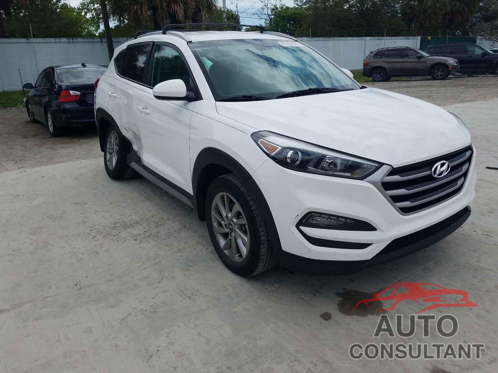 HYUNDAI TUCSON 2018 - KM8J33A4XJU693020