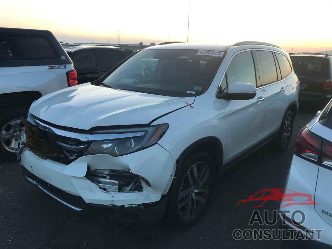 HONDA PILOT 2017 - 5FNYF6H96HB082675