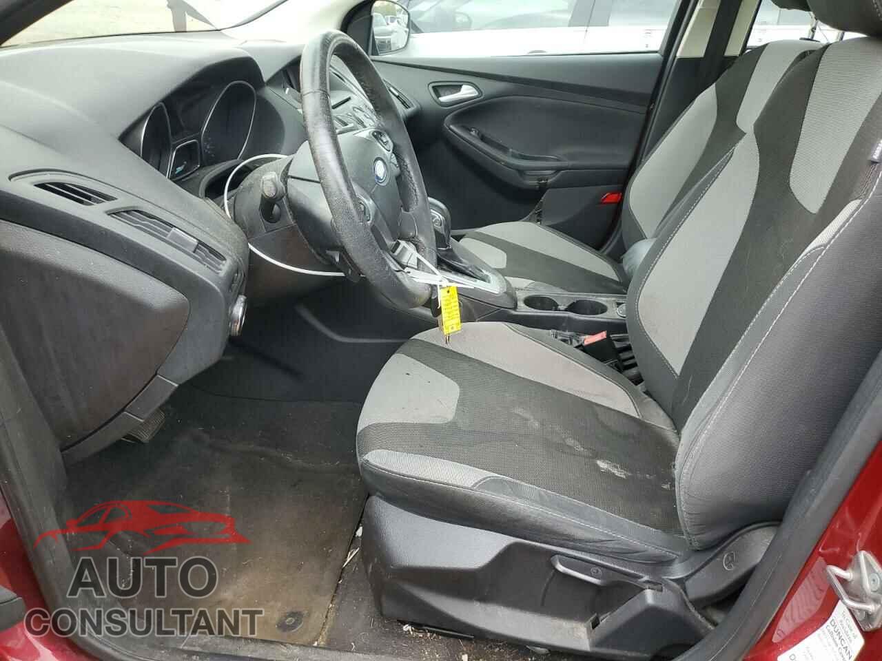 FORD FOCUS 2014 - 1FADP3F29EL388140
