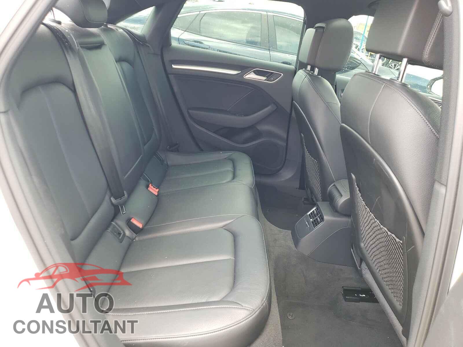 AUDI A3 2020 - WAUAUGFF9LA006159