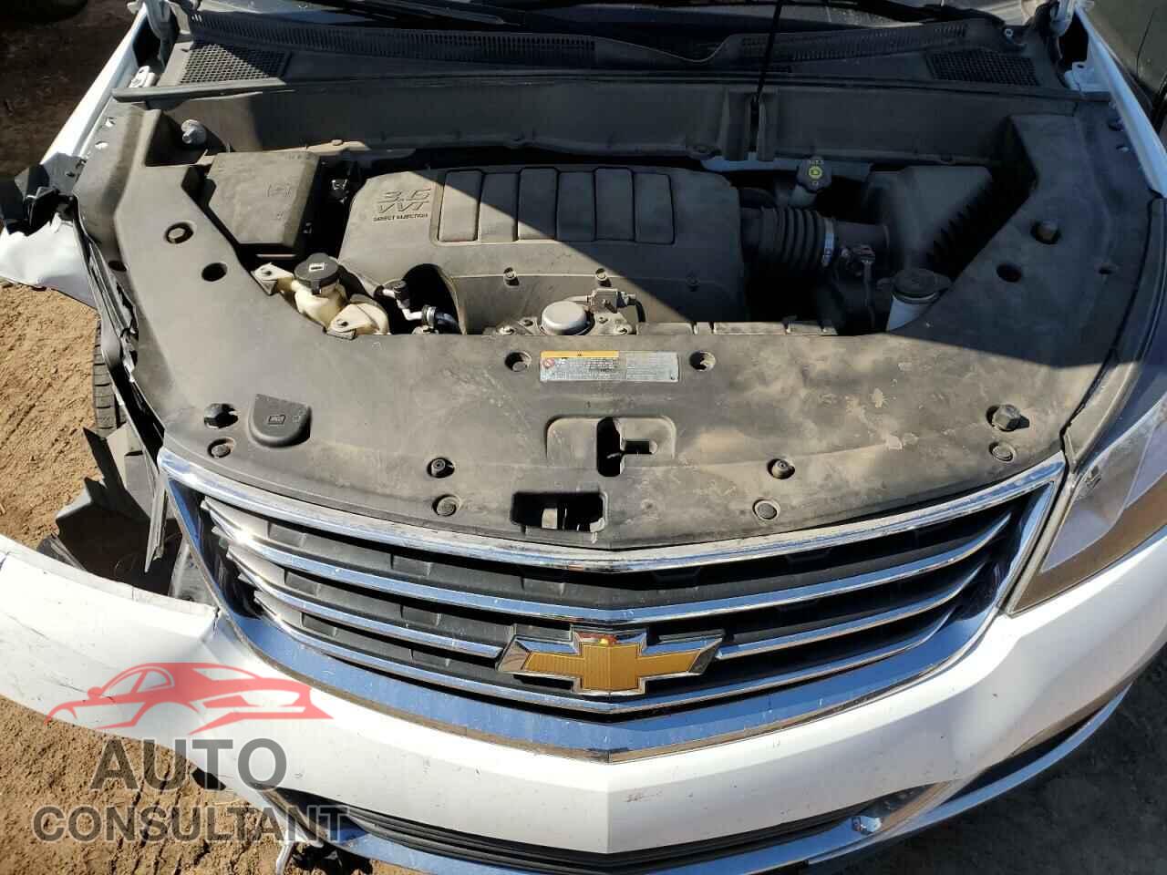 CHEVROLET TRAVERSE 2017 - 1GNKRGKD2HJ141012