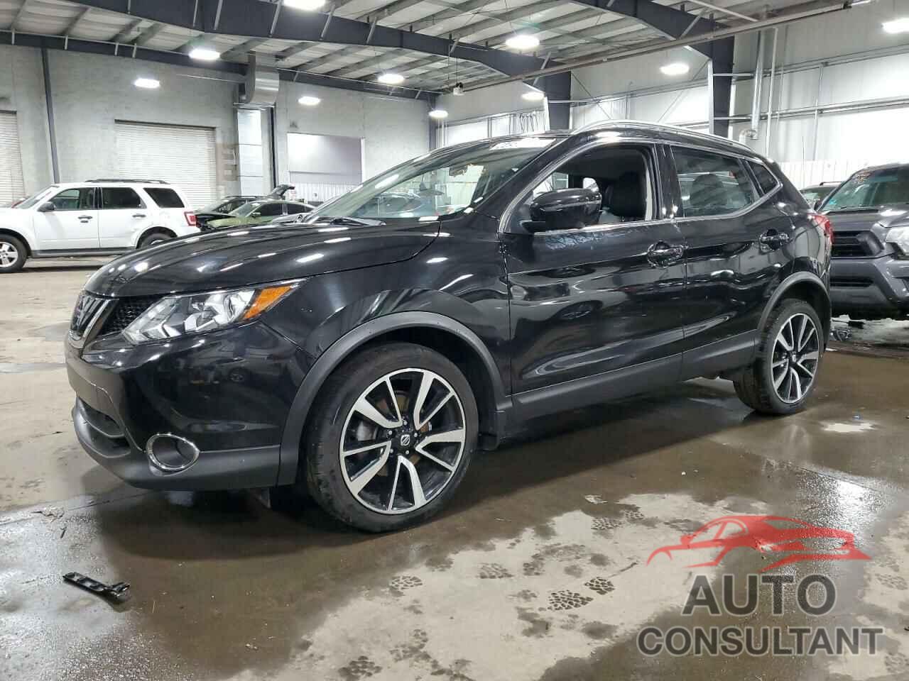 NISSAN ROGUE 2018 - JN1BJ1CR2JW292404