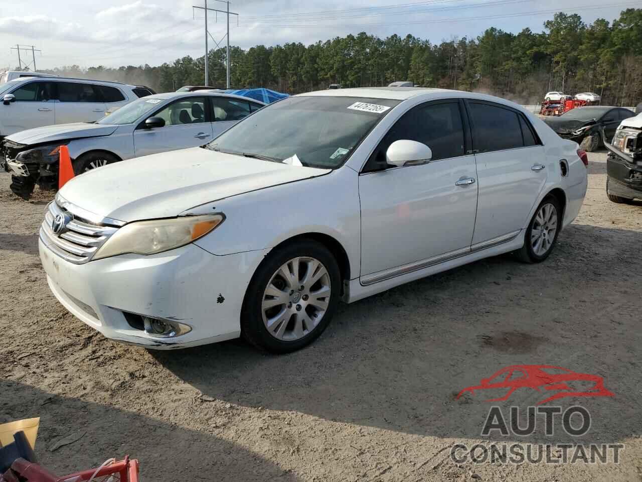 TOYOTA AVALON 2011 - 4T1BK3DB0BU385325