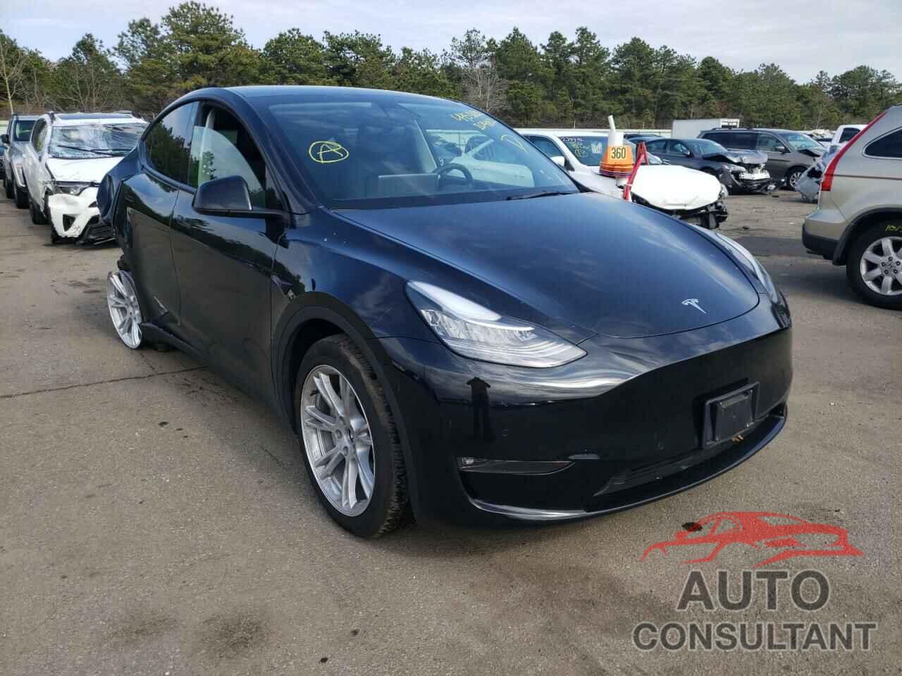 TESLA MODEL Y 2021 - 5YJYGDEE9MF204832