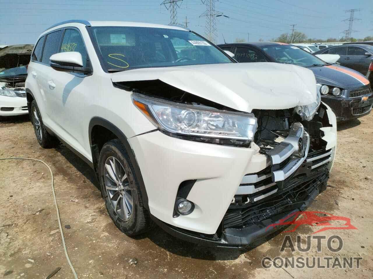 TOYOTA HIGHLANDER 2019 - 5TDJZRFH4KS577920