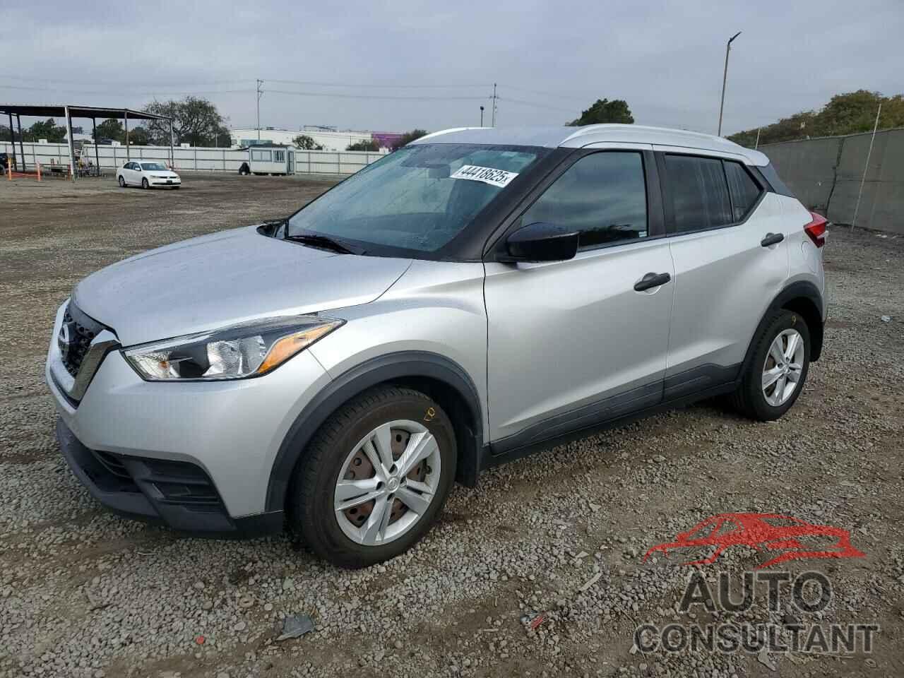 NISSAN KICKS 2018 - 3N1CP5CU1JL527654
