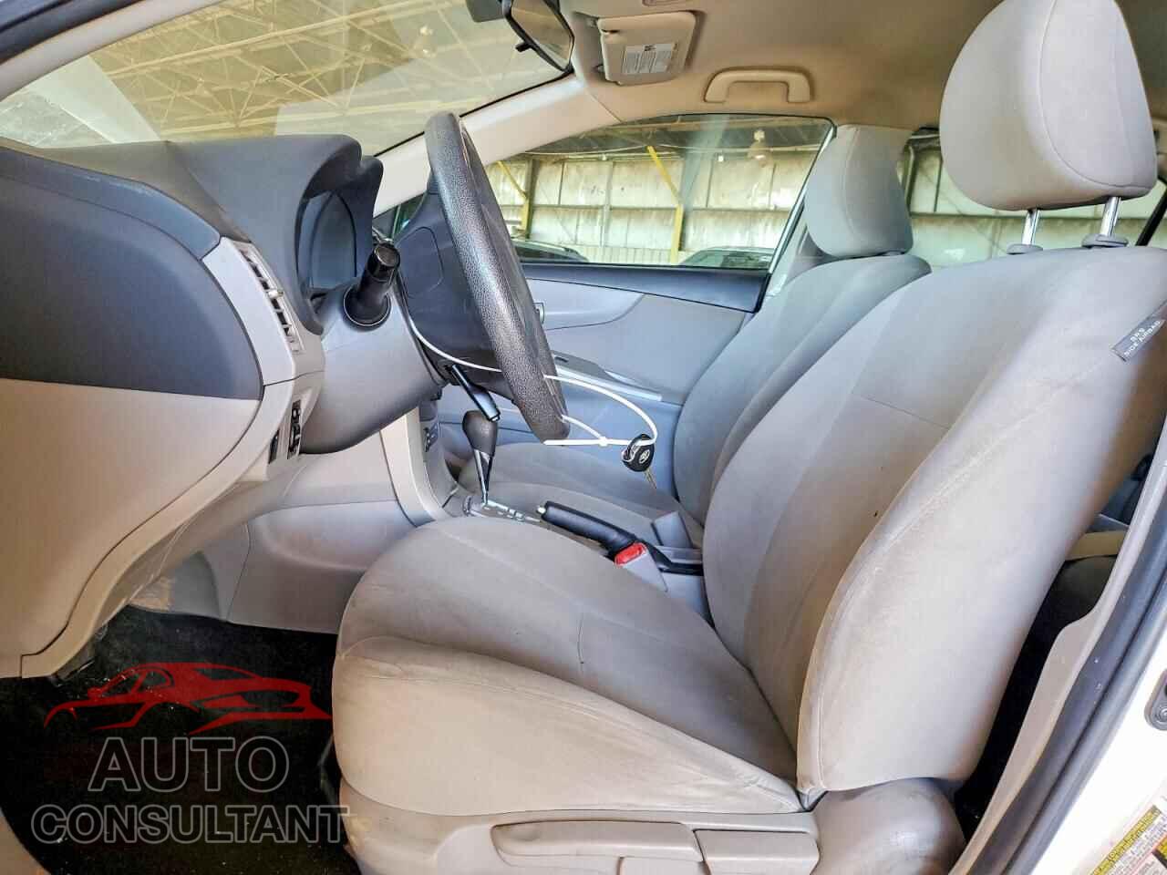 TOYOTA COROLLA 2012 - 2T1BU4EE2CC757243