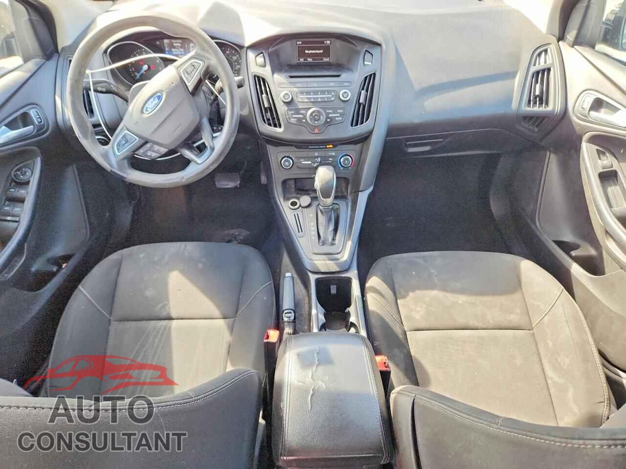 FORD FOCUS 2017 - 1FADP3F2XHL202142