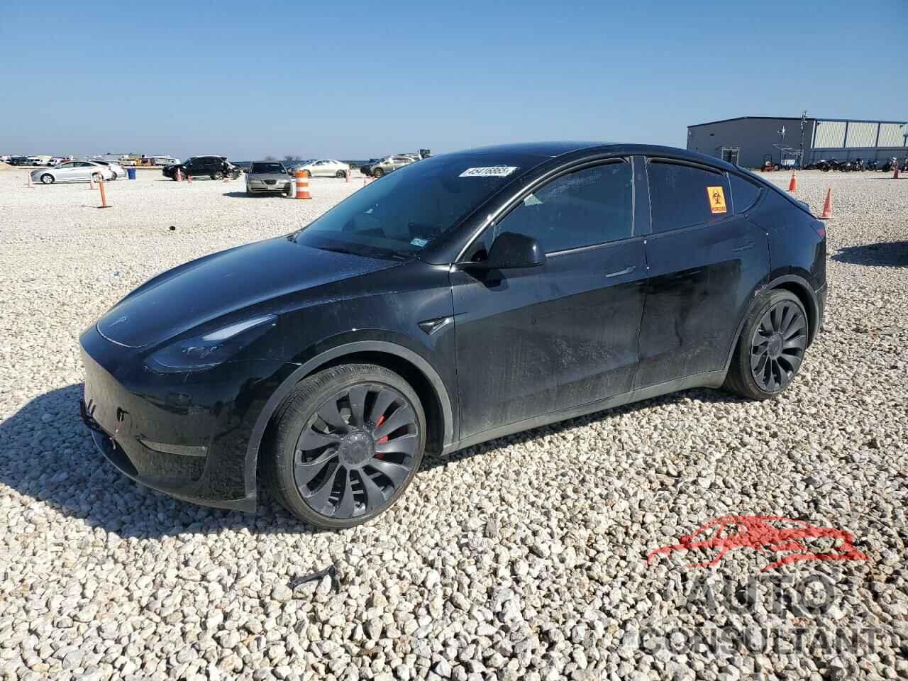TESLA MODEL Y 2024 - 7SAYGDEF1RA307520