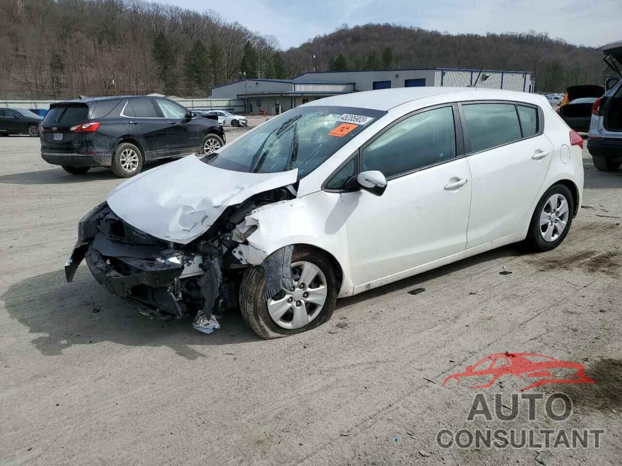 KIA FORTE 2017 - KNAFK5A84H5673150