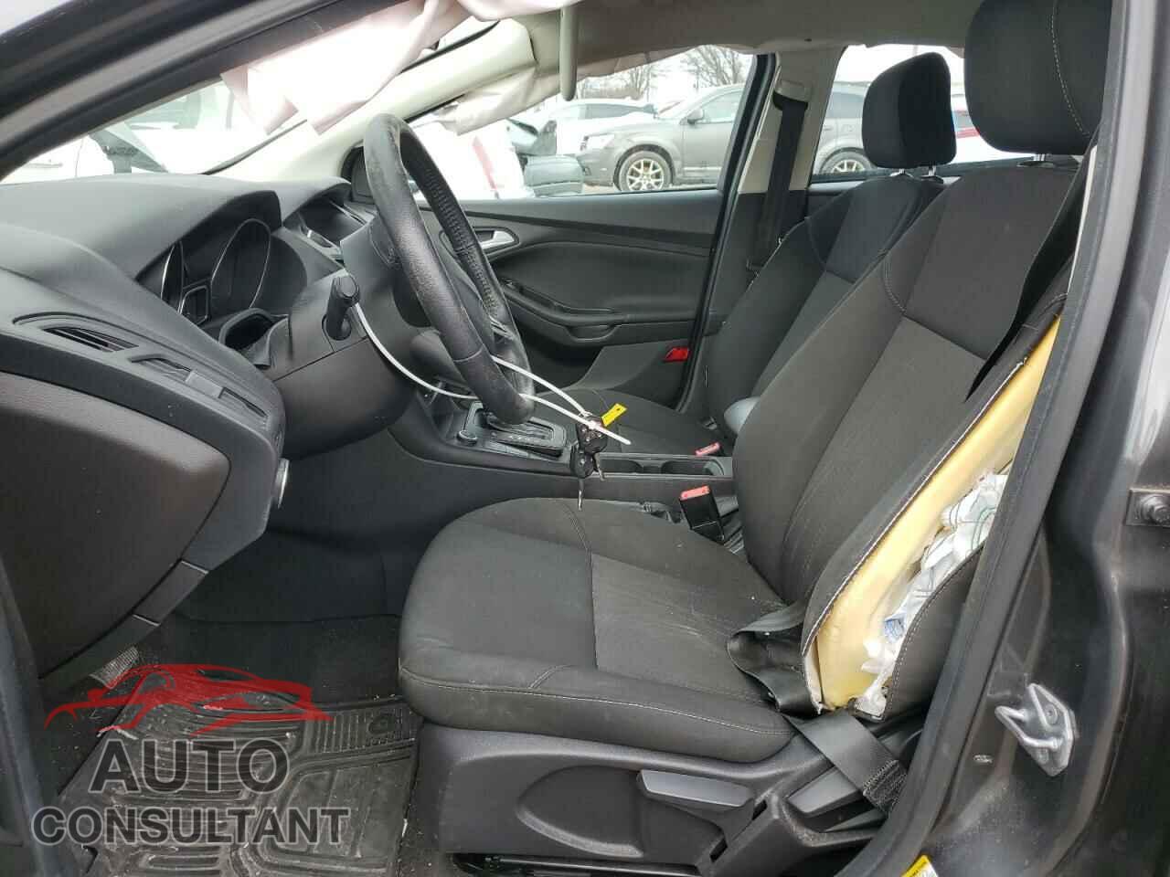 FORD FOCUS 2017 - 1FADP3K21HL340464