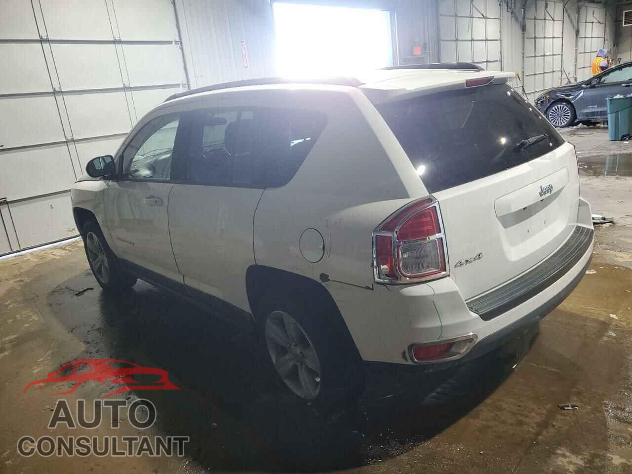 JEEP COMPASS 2011 - 1J4NF1FB5BD275436