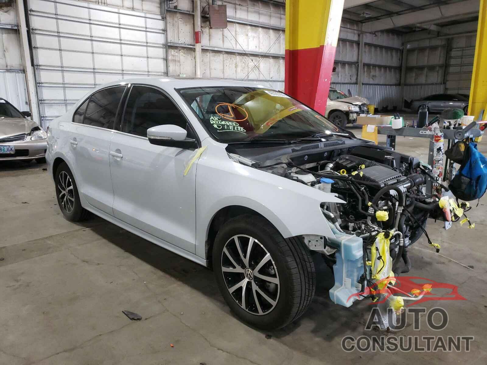 VOLKSWAGEN JETTA 2017 - 3VWDB7AJ8HM279845