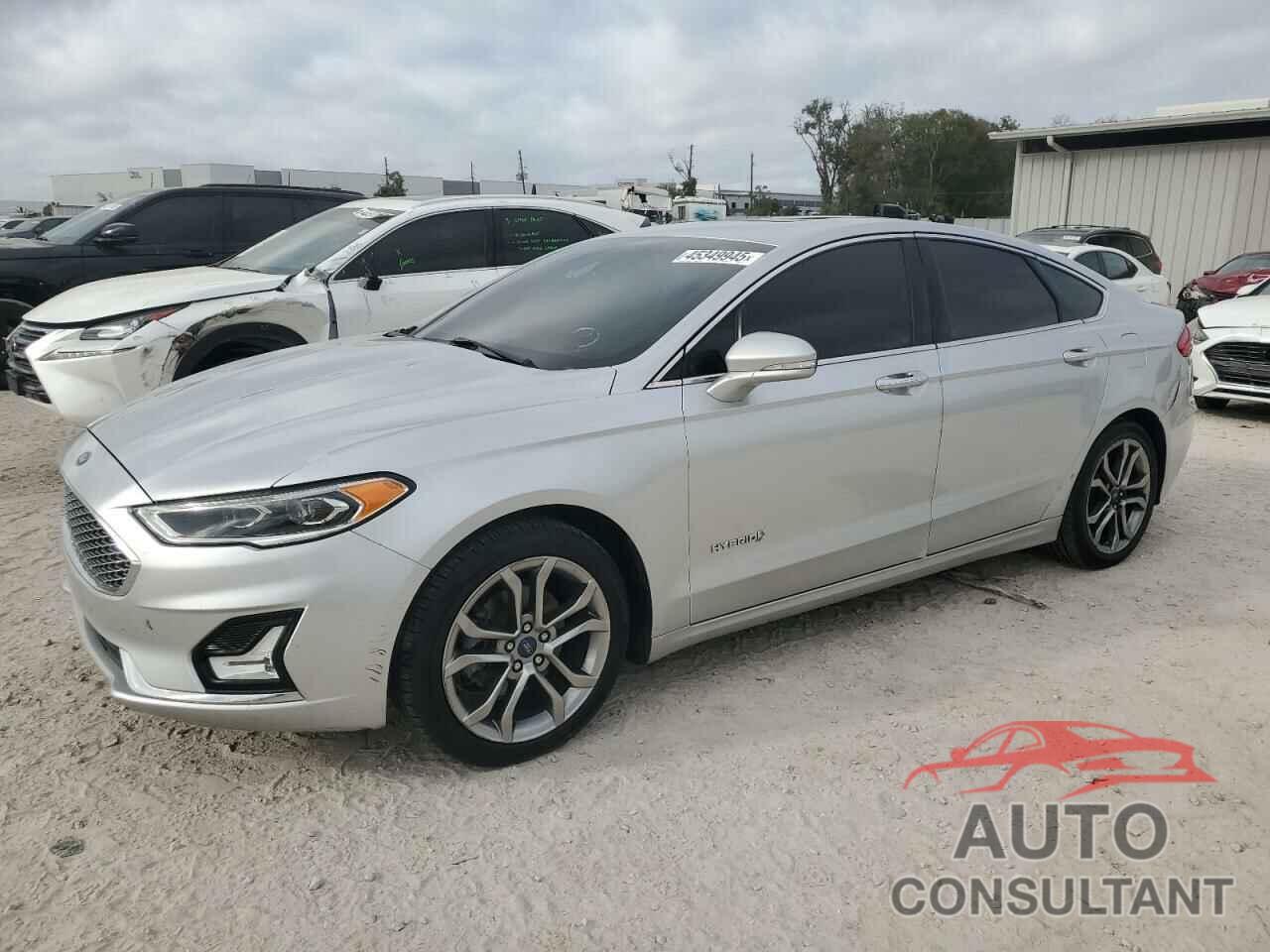 FORD FUSION 2019 - 3FA6P0RU0KR139677