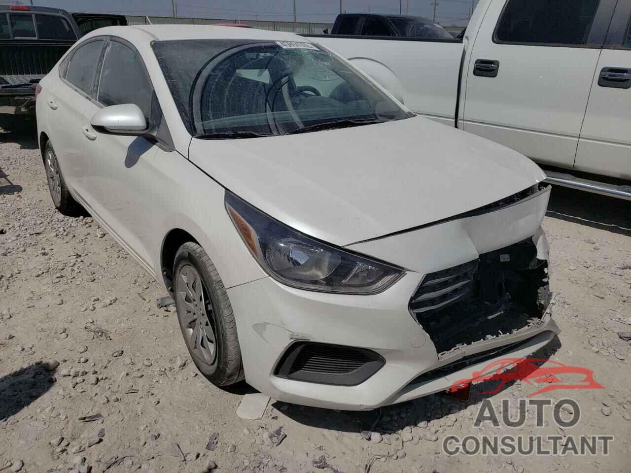 HYUNDAI ACCENT 2018 - 3KPC24A35JE012547