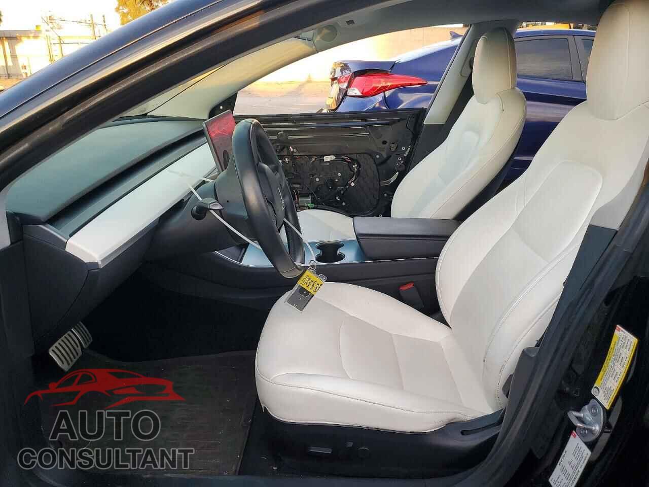 TESLA MODEL 3 2018 - 5YJ3E1EB2JF183192