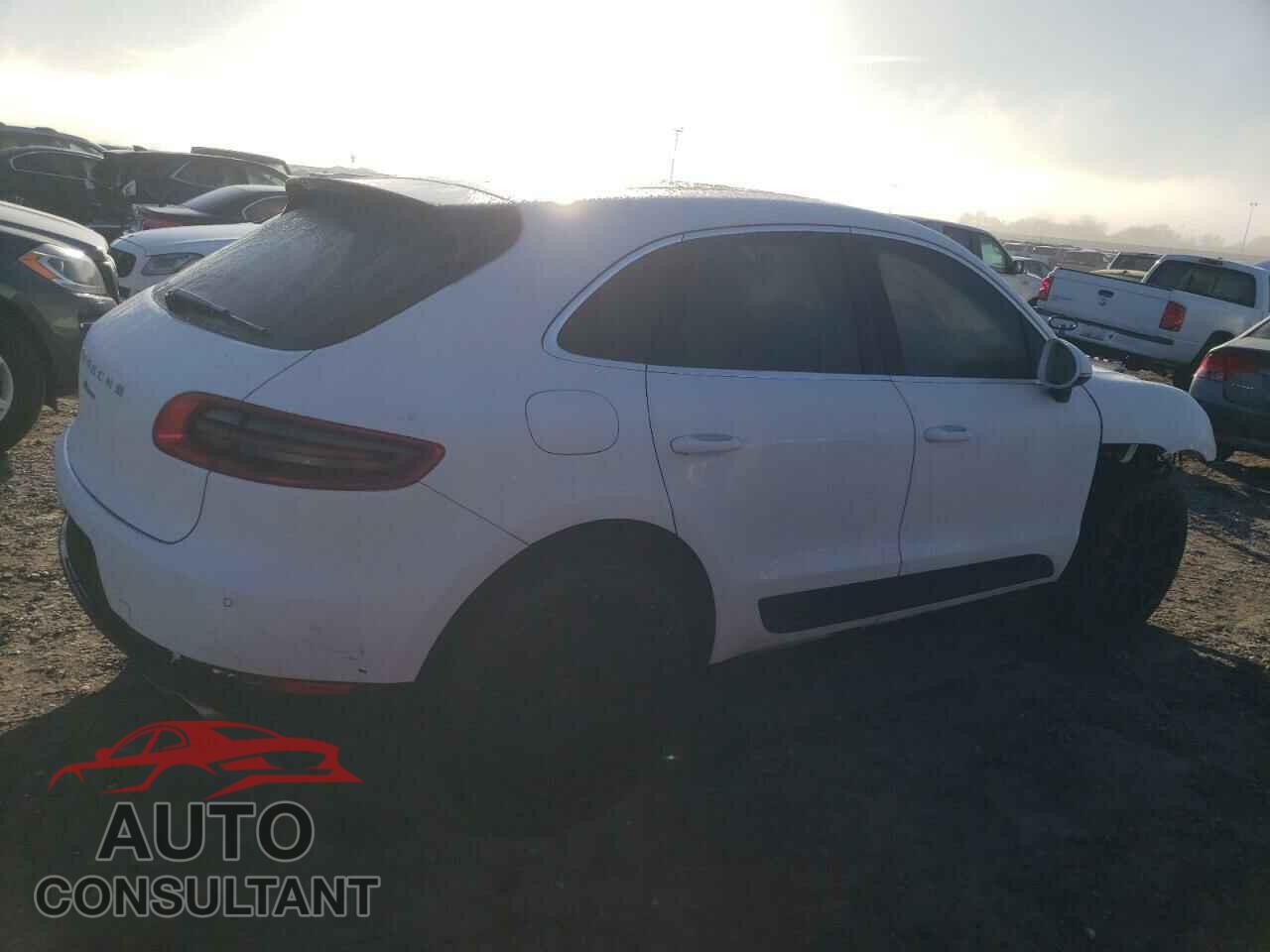 PORSCHE MACAN 2016 - WP1AB2A59GLB56095