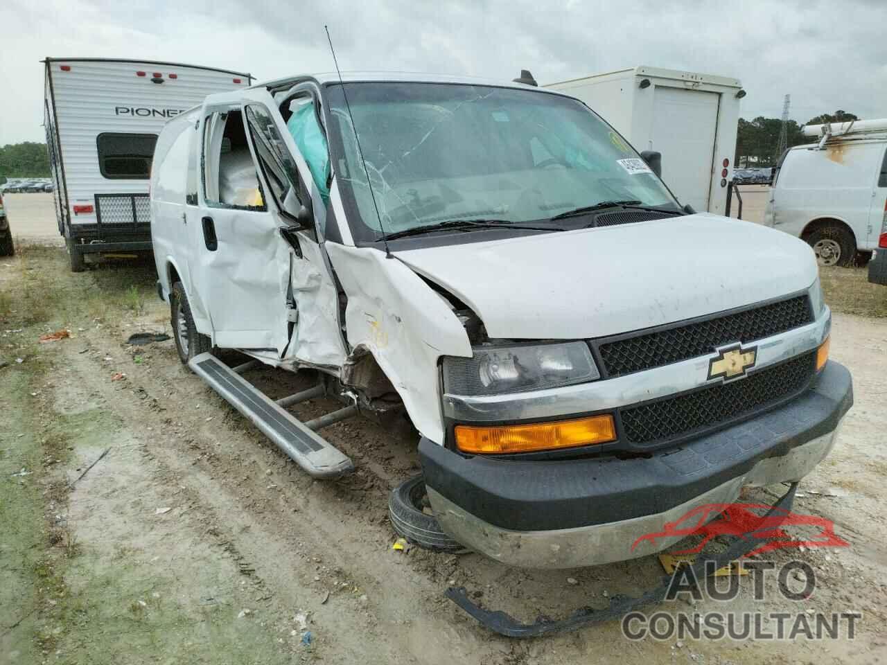 CHEVROLET EXPRESS 2019 - 1GCWGAFG8K1345094