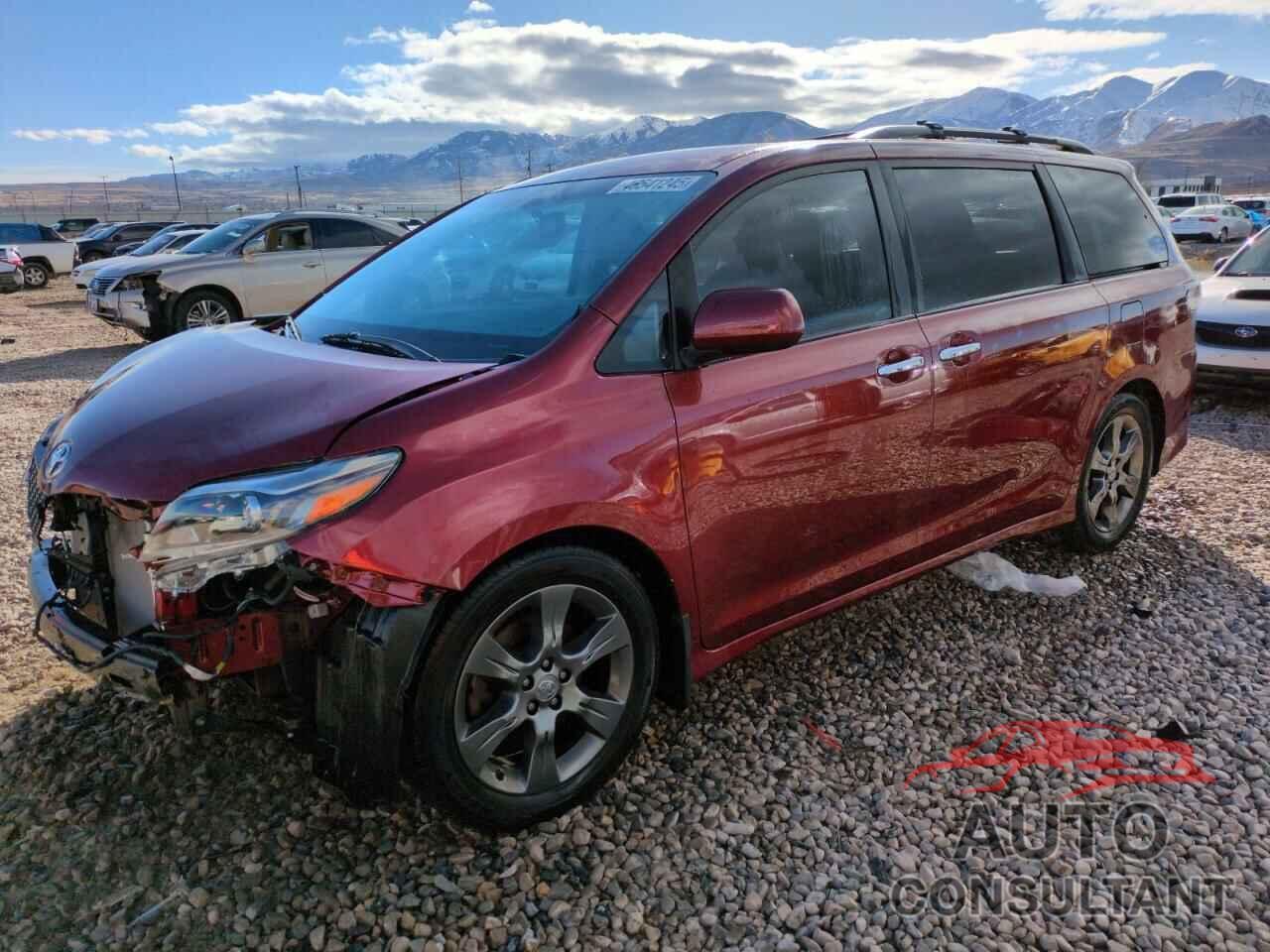 TOYOTA SIENNA 2015 - 5TDXK3DC8FS688561