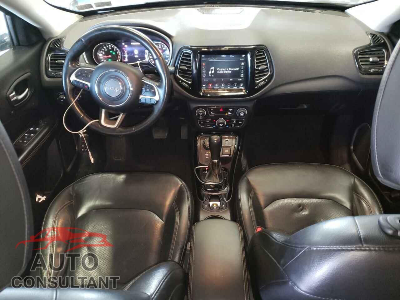 JEEP COMPASS 2018 - 3C4NJDCB1JT440577